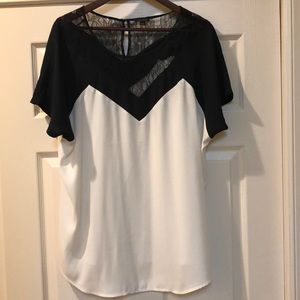 Ann Taylor black and white short sleeve top